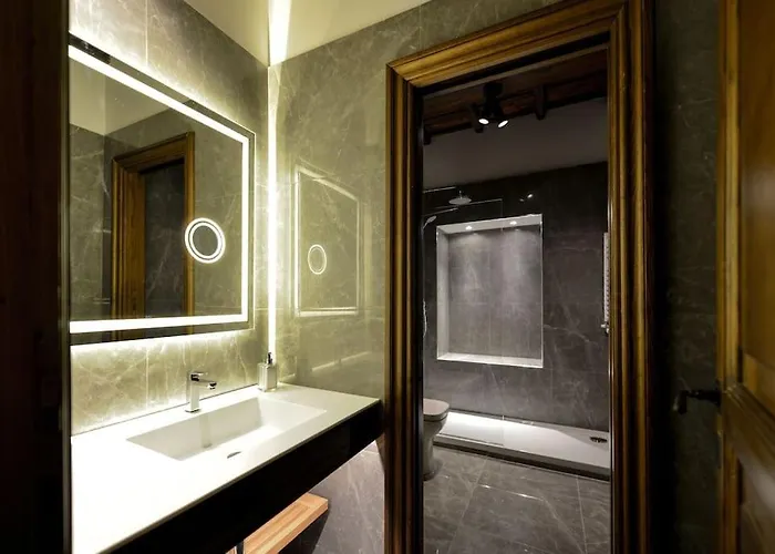 Appartement The Frattina - Luxury Serviced Rome
