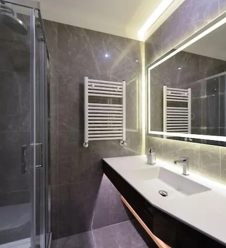 The Frattina - Luxury Serviced *